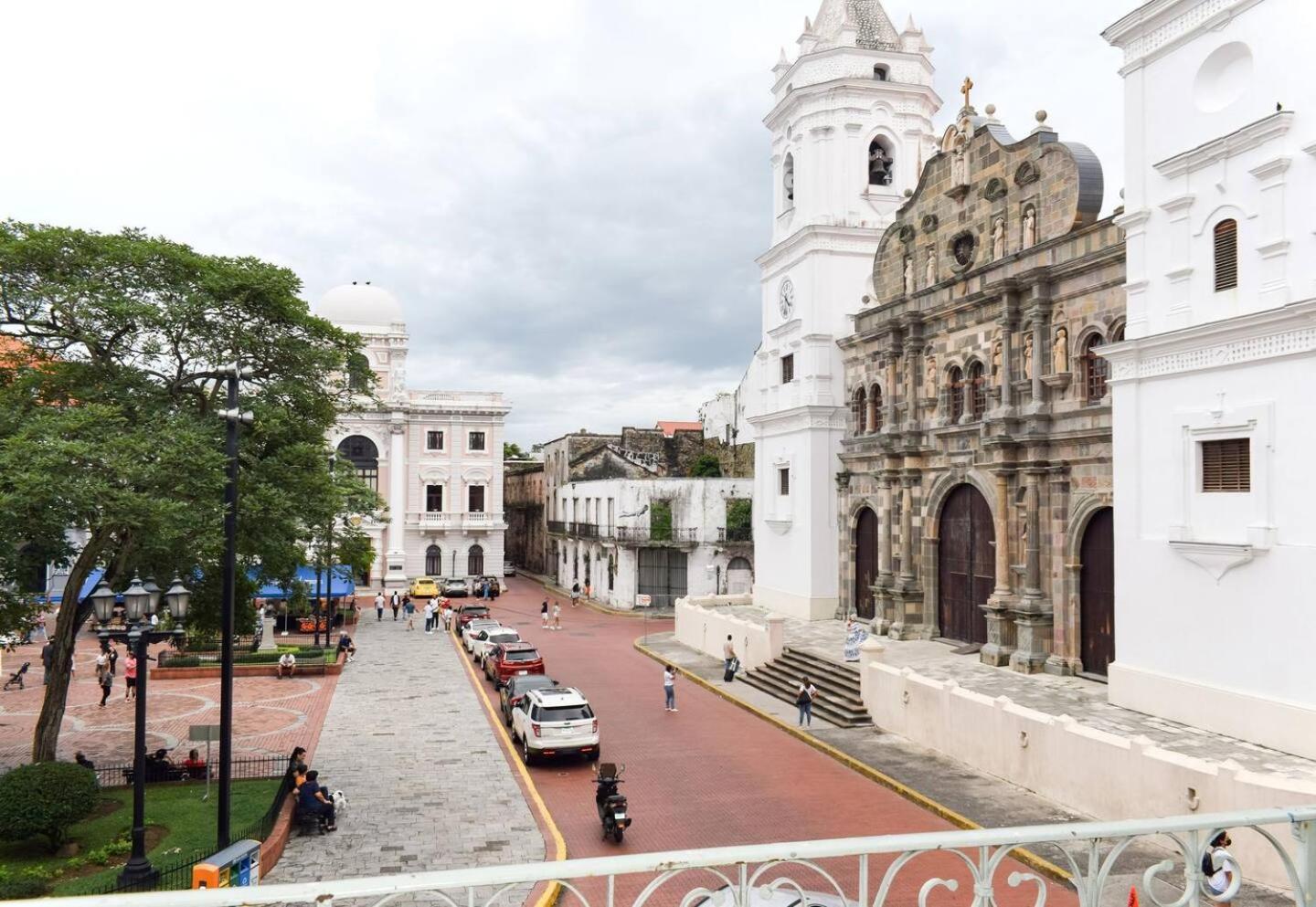 ホテル Amazing Loft With The Best View Of Casco Viejo! パナマ・シティー エクステリア 写真